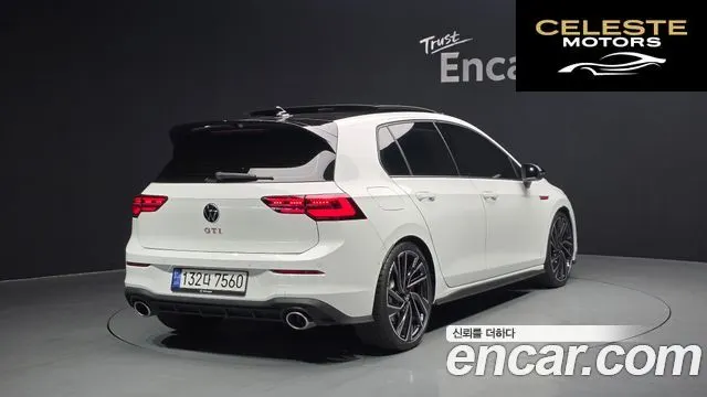 VOLKSWAGEN 82.0 GTI 2024 — photo 2 sur 26