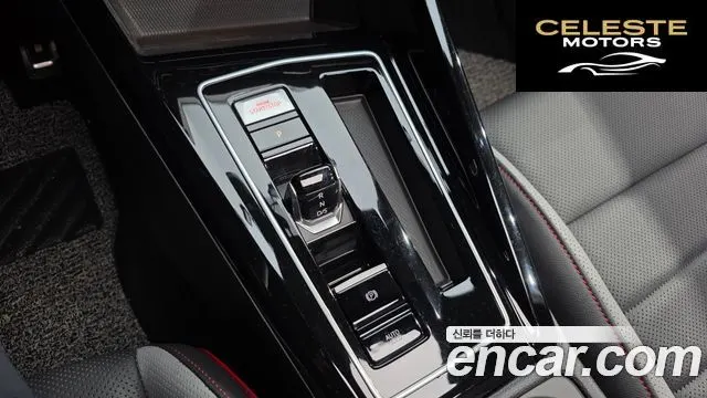 VOLKSWAGEN 82.0 GTI 2024 — photo 9 sur 26
