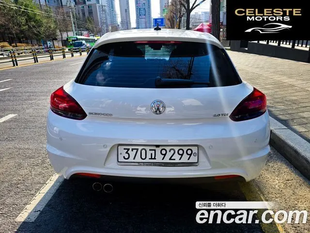 VOLKSWAGEN 2.0 TDI R-Line 2012 — photo 20 sur 26