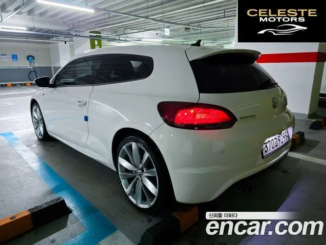 VOLKSWAGEN 2.0 TDI R-Line 2012 — photo 4 sur 26