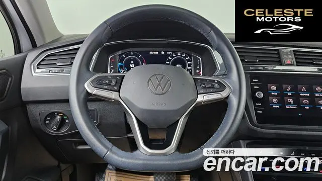 VOLKSWAGEN 22.0 TDI Premium 2022 — photo 13 sur 20