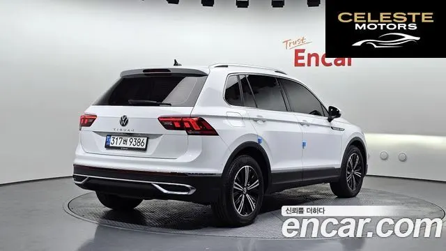 VOLKSWAGEN 22.0 TDI Premium 2022 — photo 2 sur 20