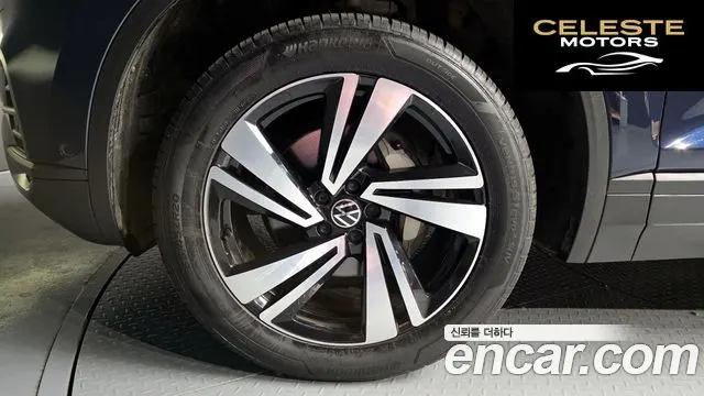 VOLKSWAGEN 33.0 TDI Premium 2023 — photo 5 sur 20