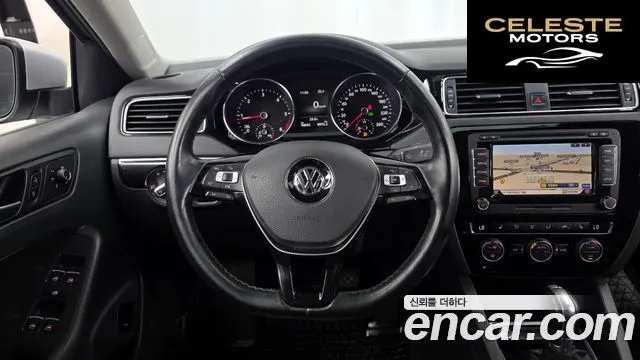 VOLKSWAGEN 2.0 TDI Premium 2016 — photo 12 sur 26