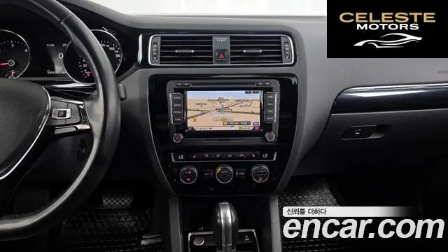 VOLKSWAGEN 2.0 TDI Premium 2016 — photo 13 sur 26