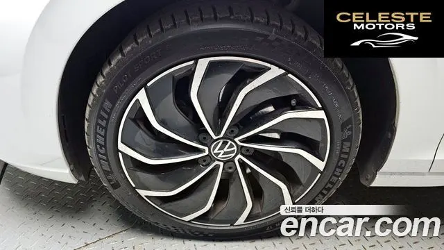 VOLKSWAGEN 82.0 TDI 2022 — photo 5 sur 20