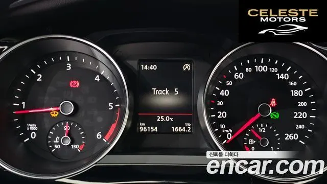 VOLKSWAGEN 2.0 TDI Premium 2015 — photo 8 sur 20
