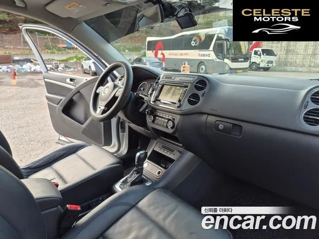 VOLKSWAGEN 2.0 TDI Premium 2014 — photo 8 sur 26