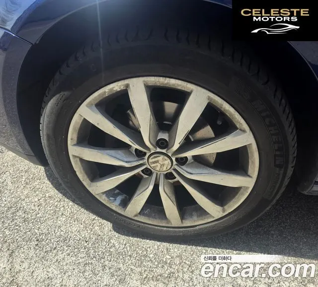 VOLKSWAGEN 52.0 FSI Premium 2006 — photo 10 sur 21