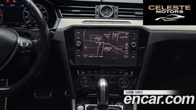 VOLKSWAGEN 2.0 TDI Premium 2018 — photo 14 sur 20