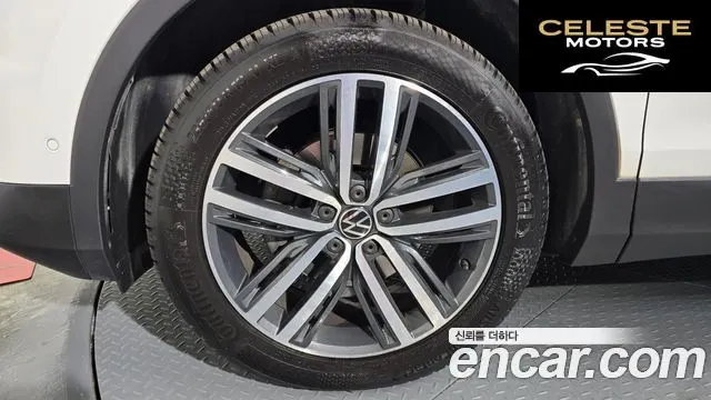 VOLKSWAGEN 22.0 TDI 4 2021 — photo 5 sur 36