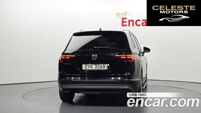 VOLKSWAGEN 22.0 TDI Premium 2018 — photo 4 sur 20