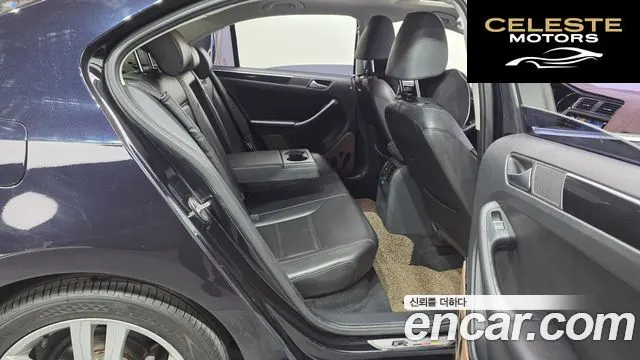 VOLKSWAGEN 2.0 TDI Premium 2015 — photo 12 sur 20