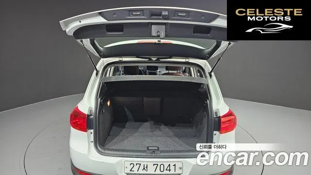VOLKSWAGEN 2.0 TDI Premium 2014 — photo 19 sur 20