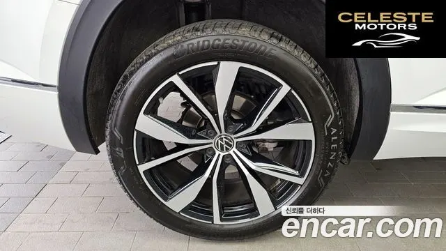 VOLKSWAGEN 2.0 TSI R-LINE 6 places 2025 — photo 5 sur 20
