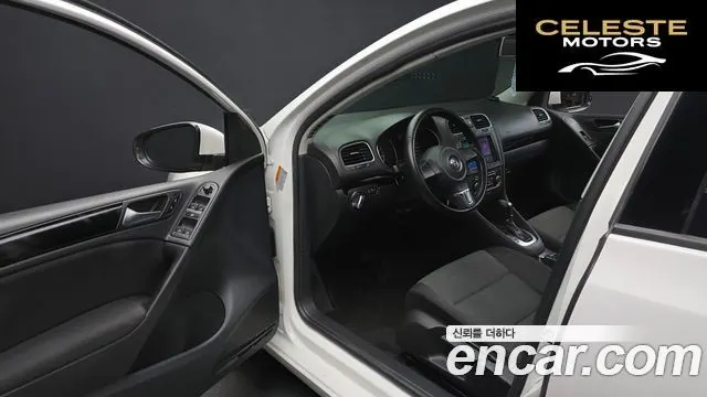 VOLKSWAGEN 61.4 TSI 2012 — photo 10 sur 20