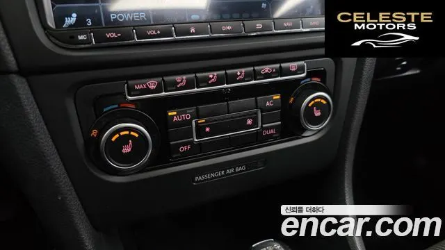 VOLKSWAGEN 61.4 TSI 2012 — photo 16 sur 20