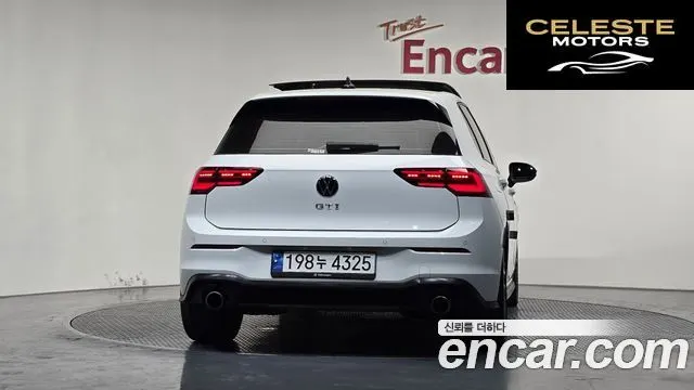 VOLKSWAGEN 82.0 GTI 2024 — photo 4 sur 20