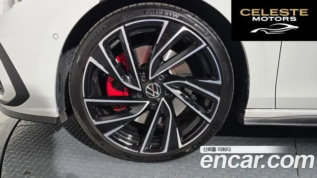 VOLKSWAGEN 82.0 GTI 2024 — photo 5 sur 20