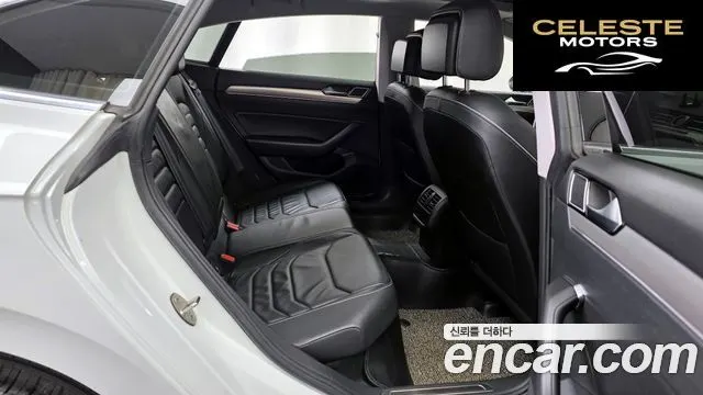 VOLKSWAGEN 2.0 TDI Premium 2019 — photo 12 sur 20