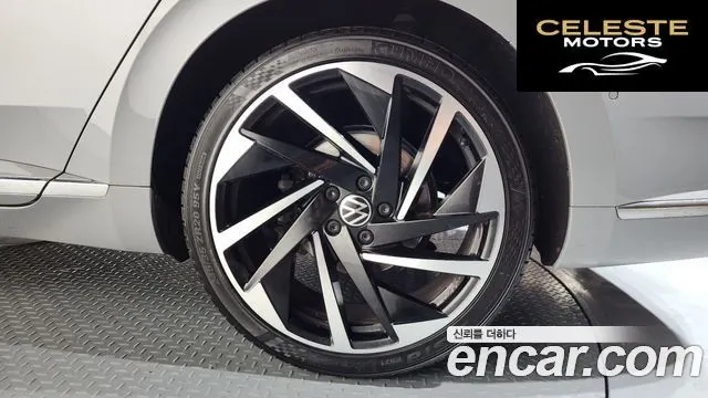 VOLKSWAGEN 2.0 TDI R-LINE 4 2022 — photo 7 sur 39