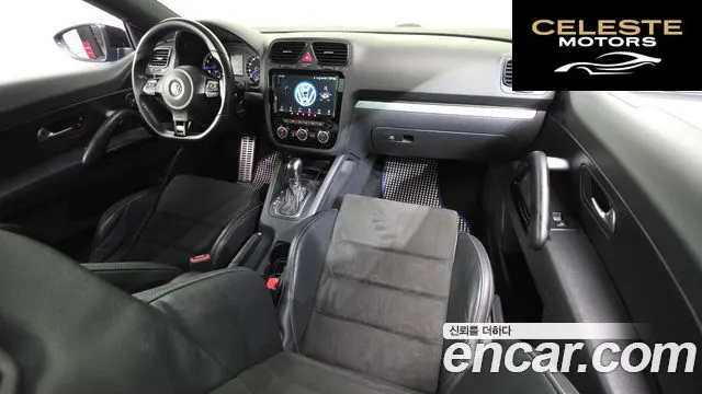 VOLKSWAGEN 2.0 TSI R 2013 — photo 34 sur 36