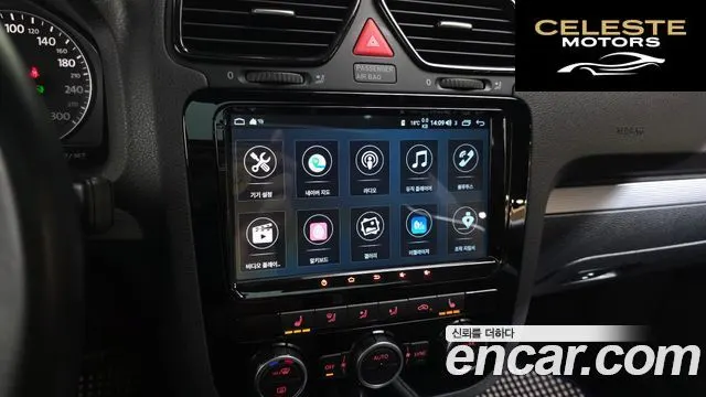 VOLKSWAGEN 2.0 TSI R 2013 — photo 16 sur 36