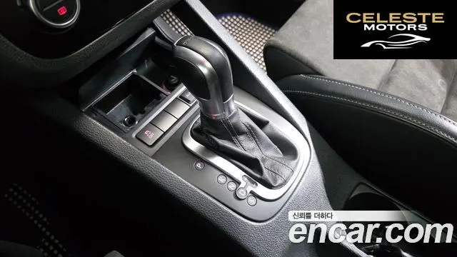 VOLKSWAGEN 2.0 TSI R 2013 — photo 8 sur 36