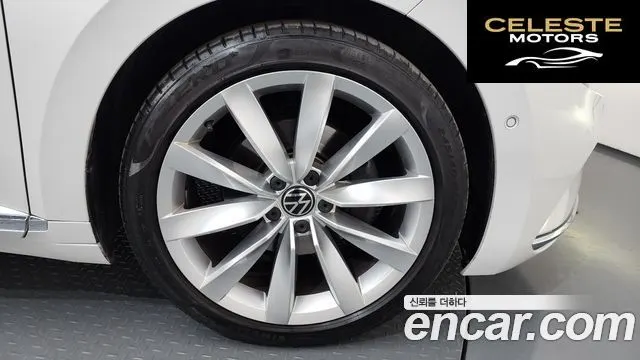 VOLKSWAGEN 2.0 TDI 2023 — photo 7 sur 39