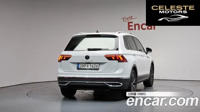 VOLKSWAGEN 22.0 TDI Premium 2021 — photo 3 sur 33