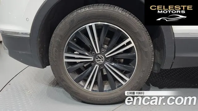 VOLKSWAGEN 22.0 TDI Premium 2021 — photo 4 sur 33