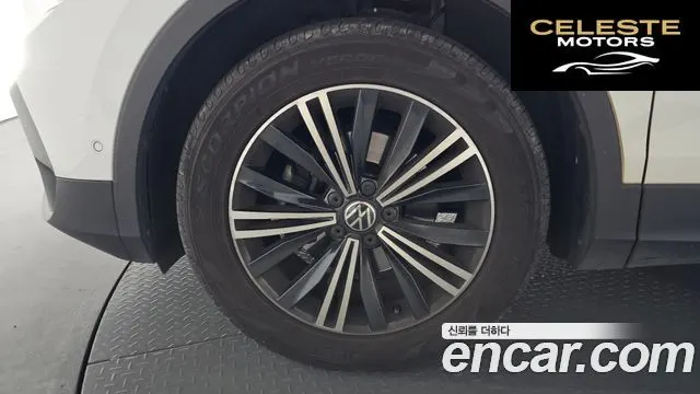VOLKSWAGEN 22.0 TDI Premium 2021 — photo 6 sur 33