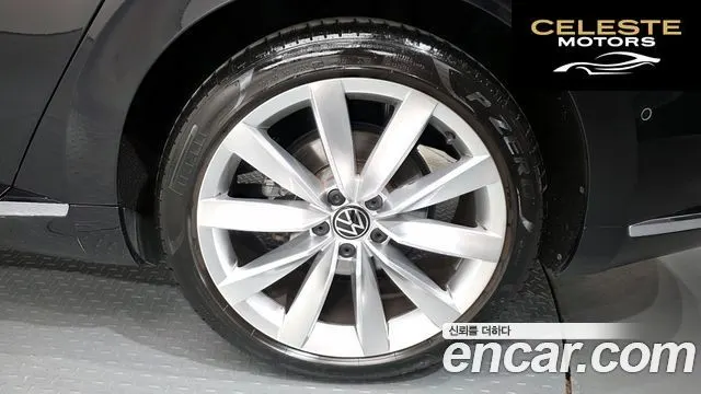VOLKSWAGEN 2.0 TDI 2023 — photo 7 sur 32