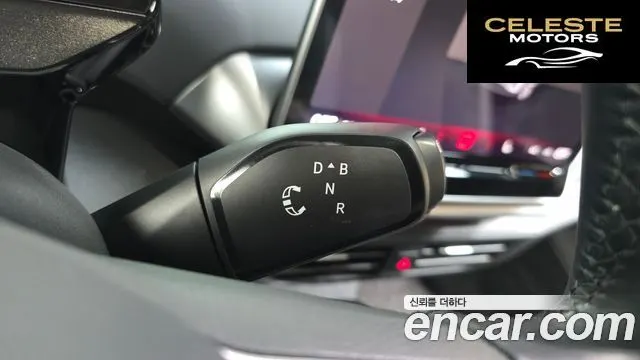 VOLKSWAGEN ID.4 Pro 2025 — photo 12 sur 32