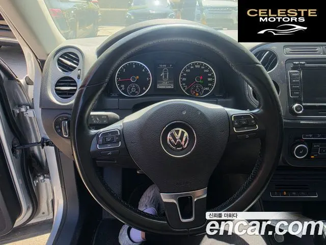 VOLKSWAGEN 2.0 TDI Premium 2013 — photo 7 sur 15