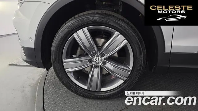 VOLKSWAGEN 22.0 TDI 4 2018 — photo 5 sur 26