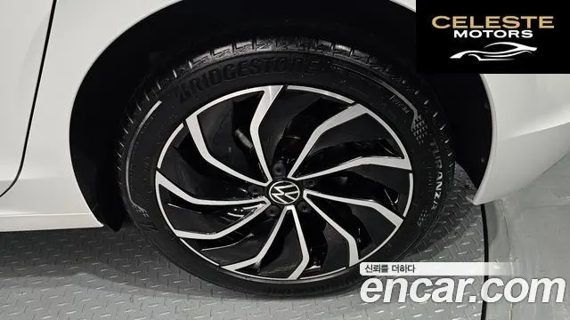 VOLKSWAGEN 82.0 TDI 2022 — photo 7 sur 30