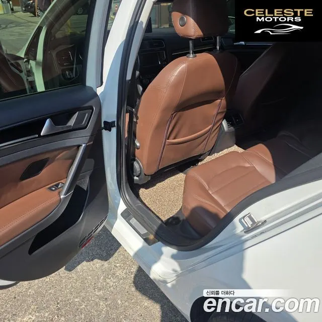 VOLKSWAGEN 71.4 TSI Premium 2014 — photo 11 sur 16