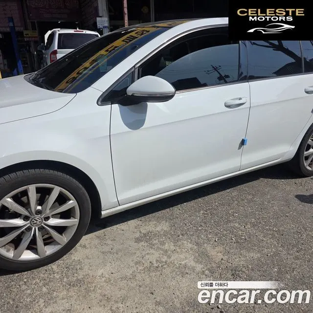 VOLKSWAGEN 71.4 TSI Premium 2014 — photo 13 sur 16