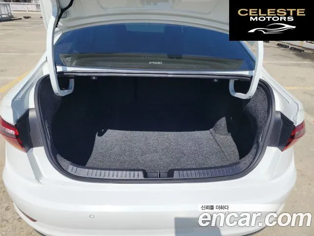VOLKSWAGEN 71.4 TSI 2020 — photo 12 sur 26