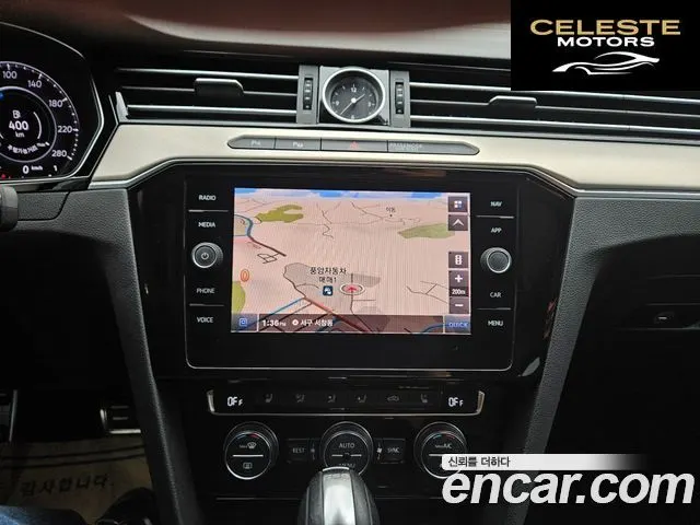 VOLKSWAGEN 2.0 TDI Premium 2019 — photo 13 sur 26