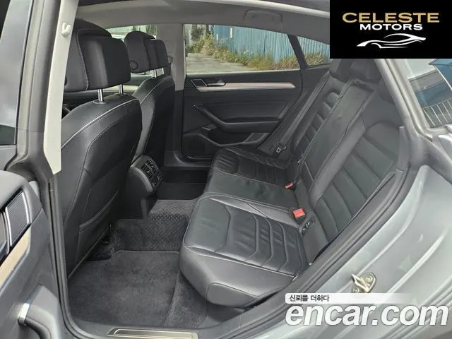 VOLKSWAGEN 2.0 TDI Premium 2019 — photo 8 sur 26