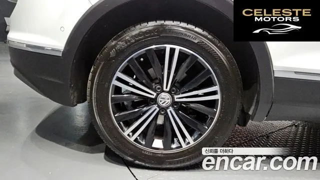VOLKSWAGEN 22.0 TDI 2020 — photo 7 sur 36