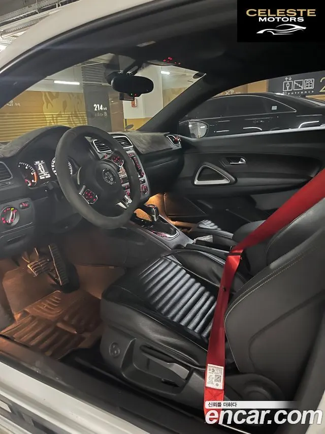 VOLKSWAGEN 2.0 TDI R-Line 2014 — photo 6 sur 13