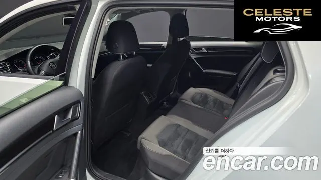 VOLKSWAGEN 71.4 TSI 2016 — photo 11 sur 26