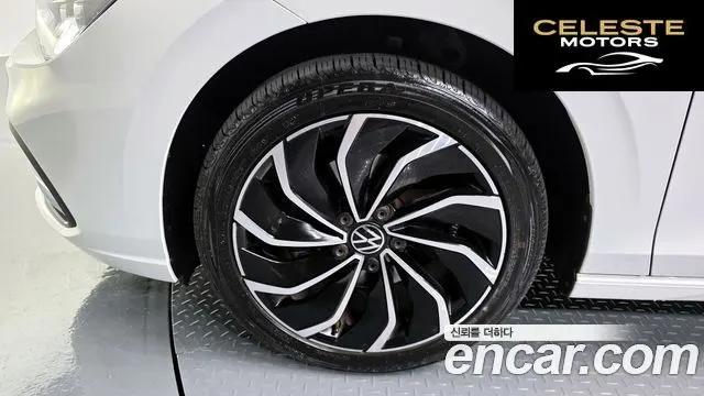 VOLKSWAGEN 82.0 TDI 2024 — photo 5 sur 35