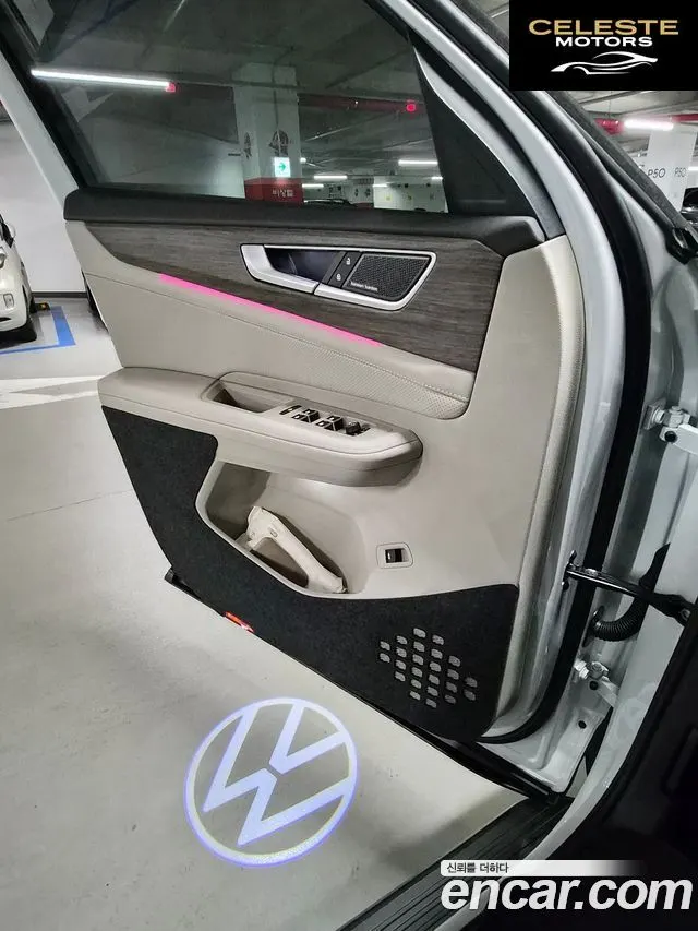 VOLKSWAGEN 2.0 TSI R-LINE 6 places 2025 — photo 15 sur 25