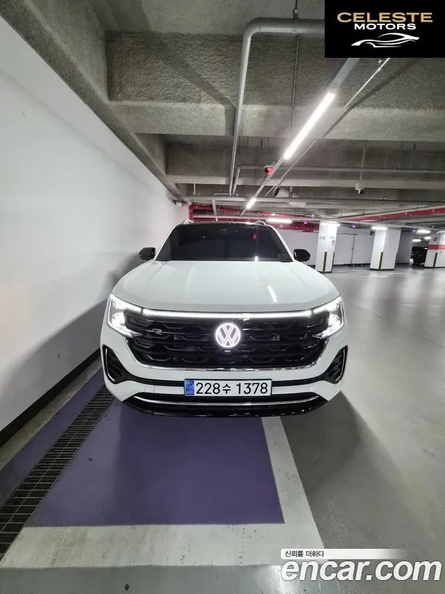VOLKSWAGEN 2.0 TSI R-LINE 6 places 2025 — photo 22 sur 25