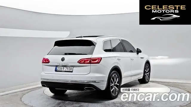 VOLKSWAGEN 33.0 TDI 2023 — photo 4 sur 26