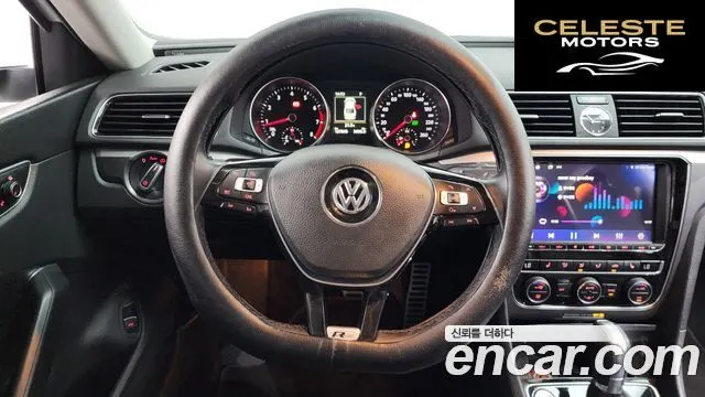 VOLKSWAGEN 1.8 TSI R-LINE 2016 — photo 12 sur 20